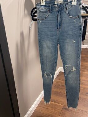 Abercrombie & Fitch Light Wash Distressed Skinny Jeans